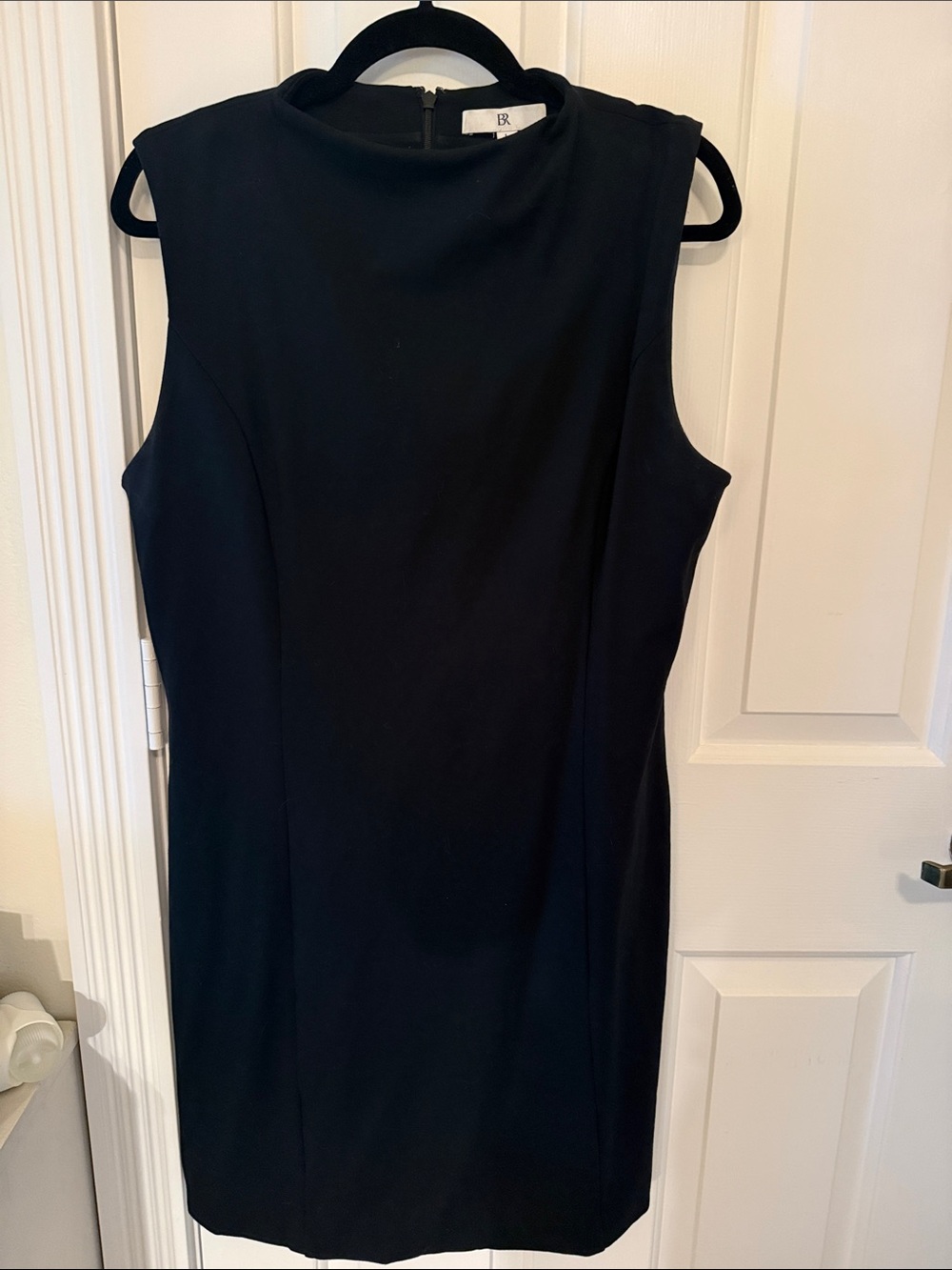Banana Republic Black Sleeveless Shift Dress